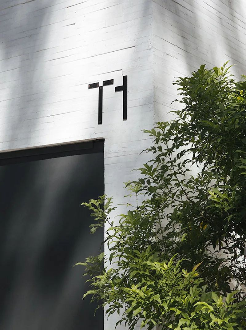 當(dāng)代藝術(shù)博物館導(dǎo)視設(shè)計